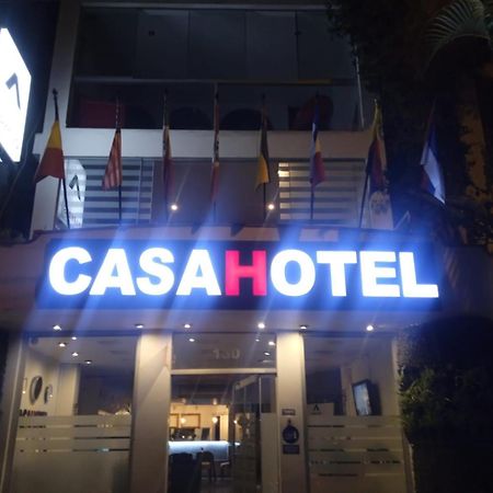 Casahotel Jockey Plaza Mall Лима Экстерьер фото