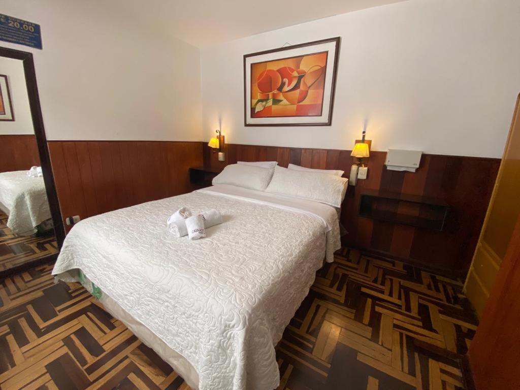 Casahotel Jockey Plaza Mall Лима Экстерьер фото